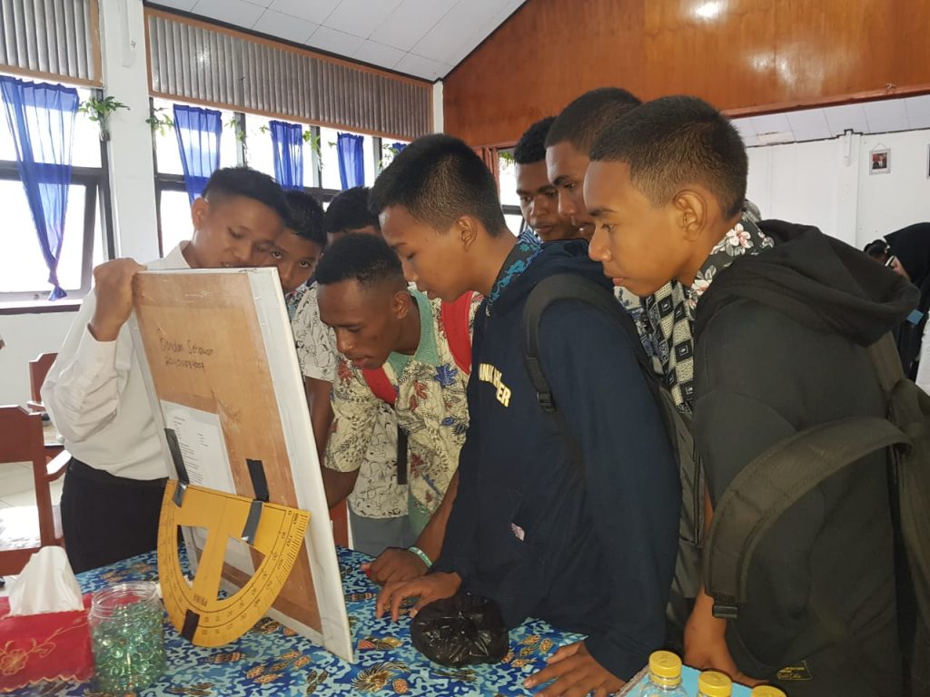 Pameran-Alat-Peraga-Program-Studi-Pendidikan-Matematika-Tahun-2019-4